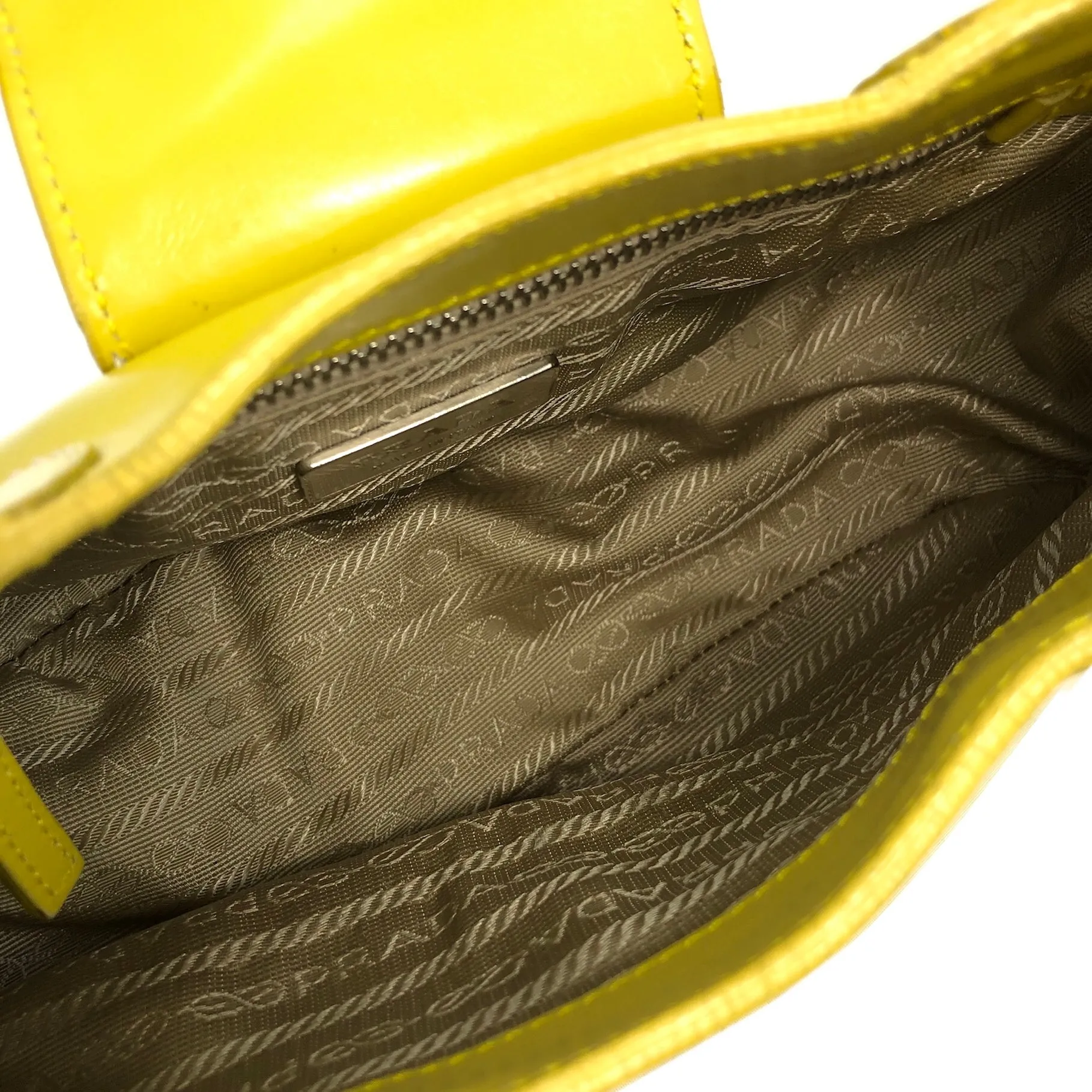 PRADA Logo Metal Clasp Push Lock Shoulder bag Hobo bag Yellow Vintage 3rzmgz
