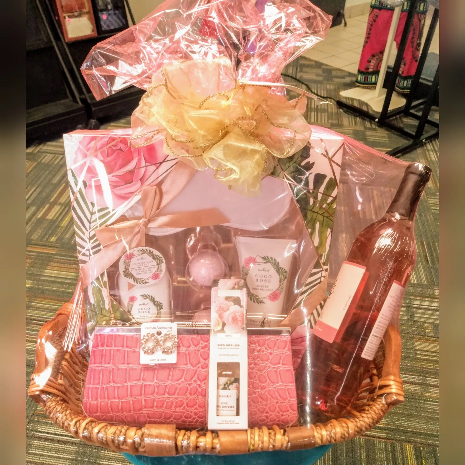 Premium Coco Rose Gift Basket $60 Optimismic Wigs and Gifts Shop West St Paul MN