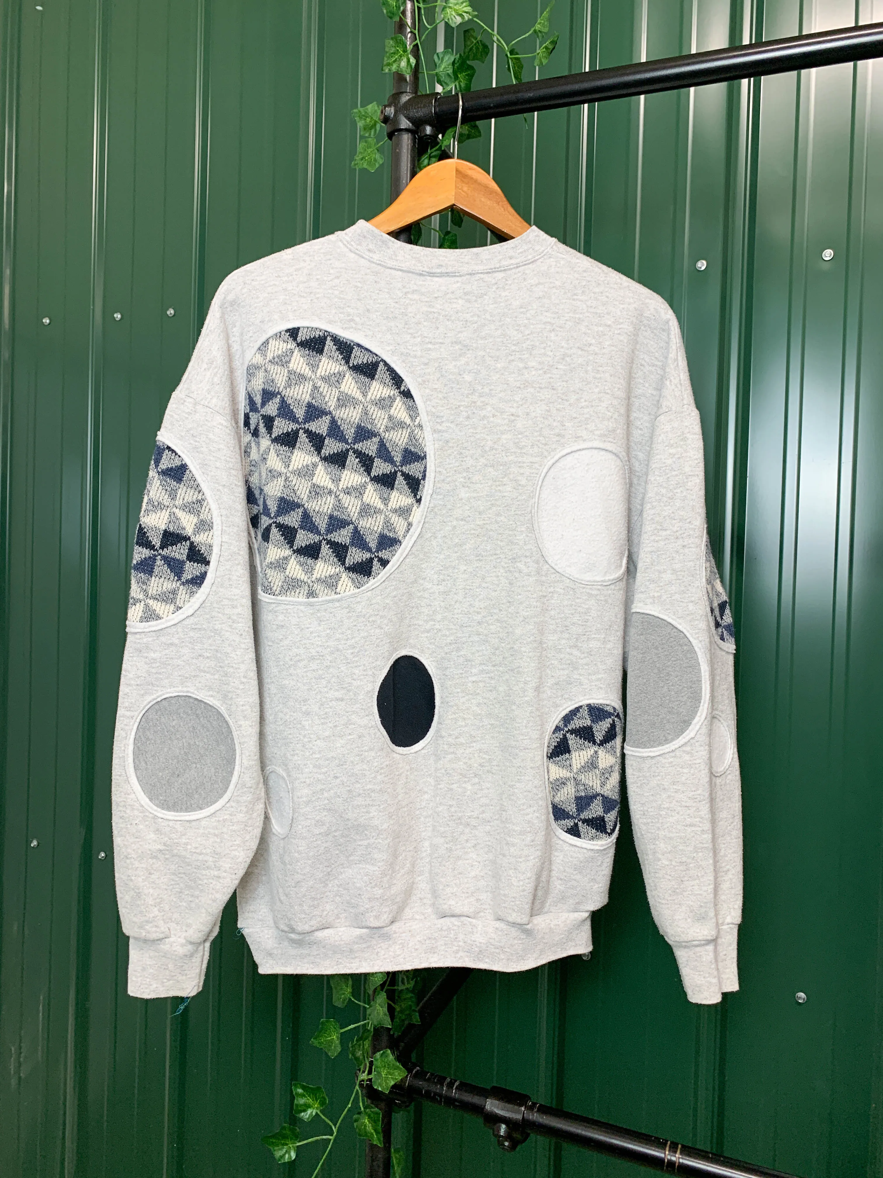 "1 of 1" Abstract Army Sweater (L/XL)