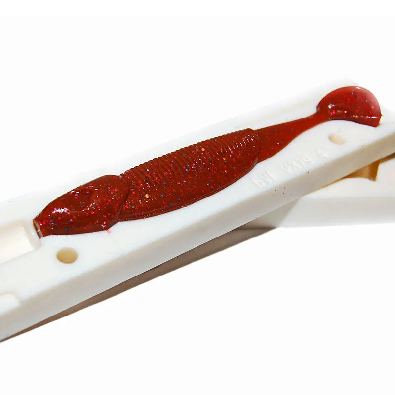 Reaction Innovations Skinny Dipper Plastic Bait Mold Shad DIY Lure