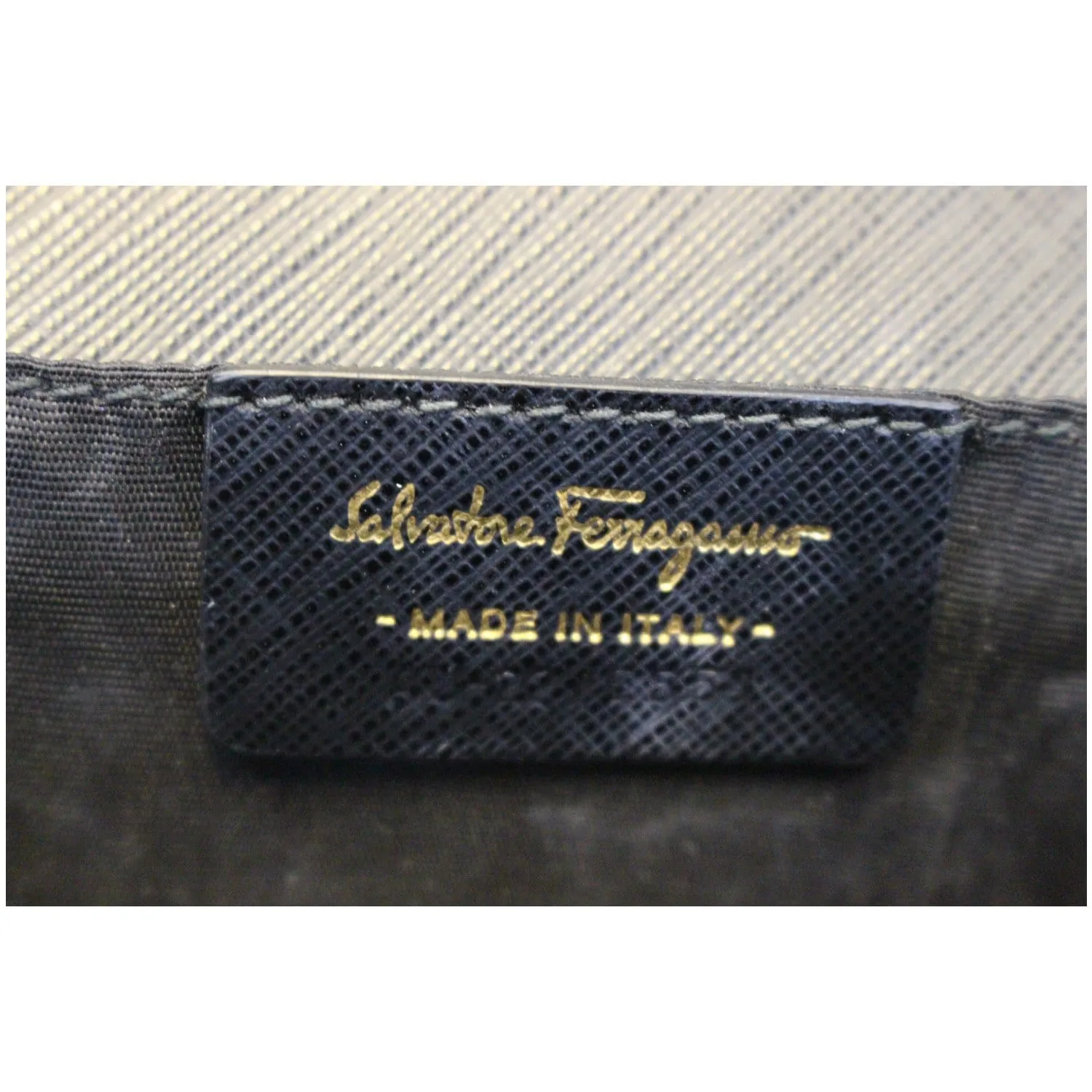 SALVATORE FERRAGAMO Miss Vara Bow Leather Crossbody Bag