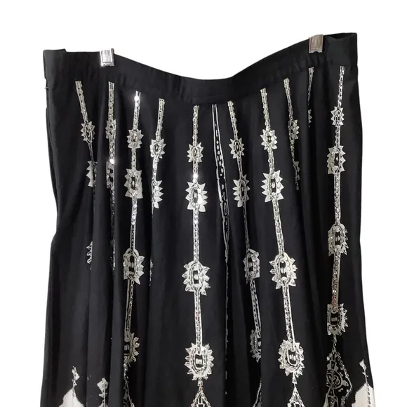 Sandy Starkman Hobo Elegant Black and White Sequinned Skirt