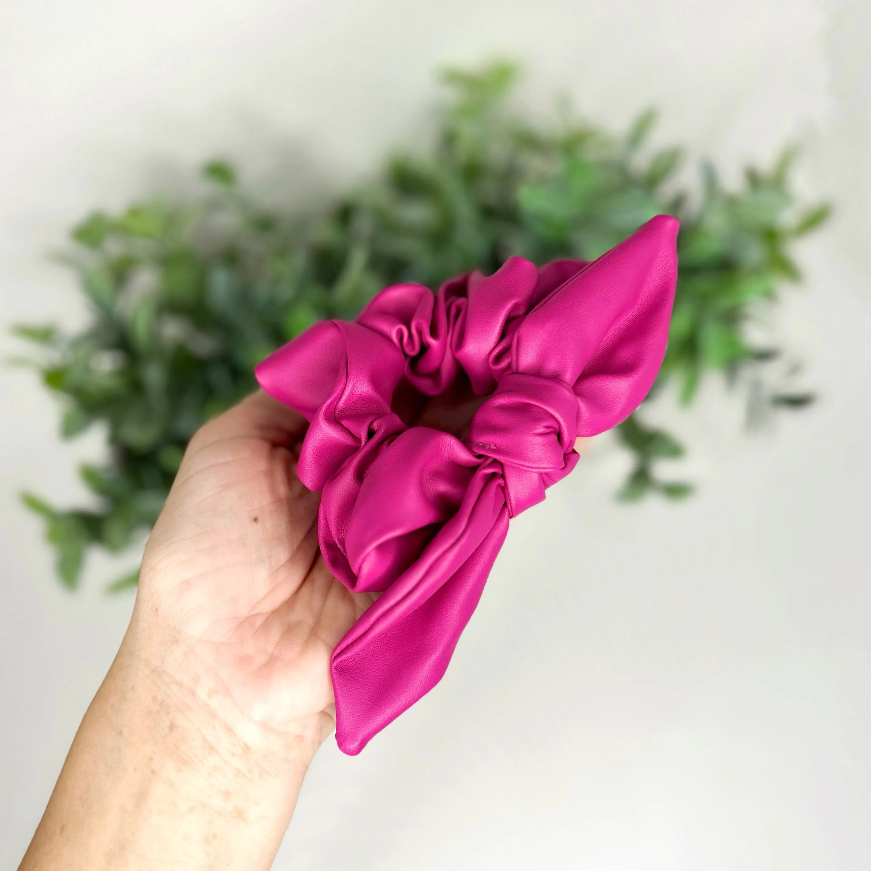 Scrunchie Mommy - Adult