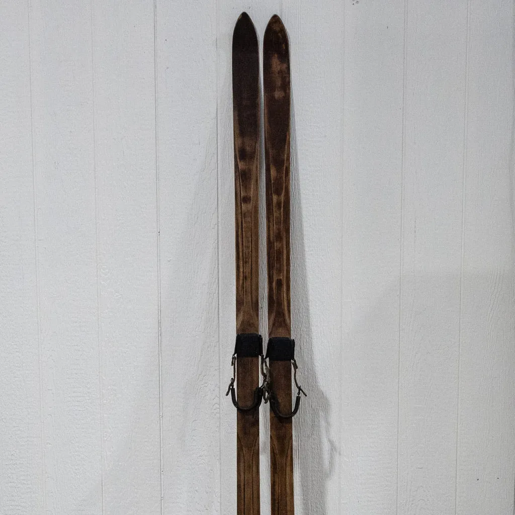 SNOW SKIS NATURAL PAIR