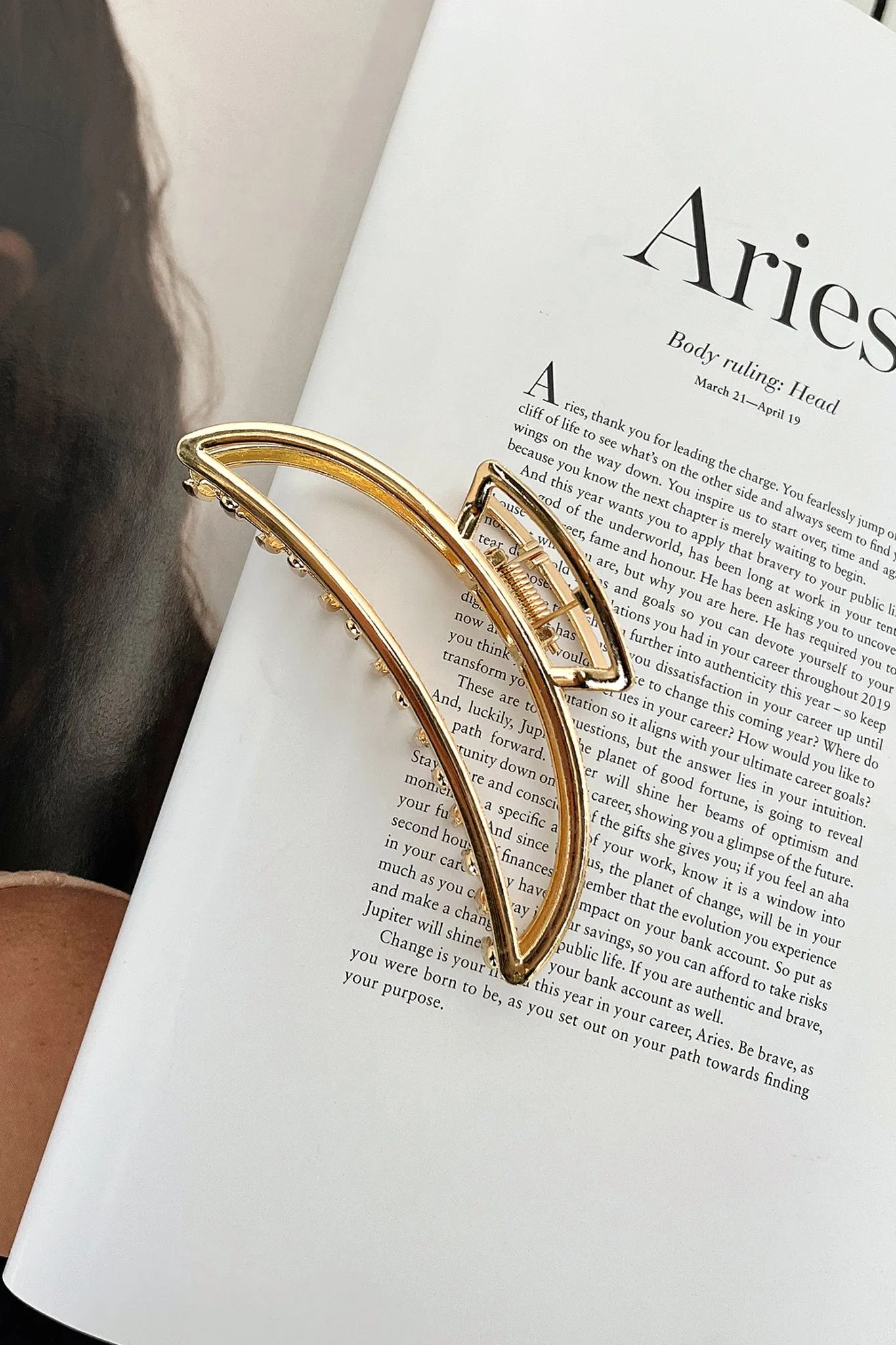 Solano Claw Clip - Gold