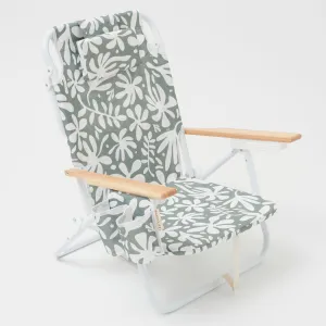 SUNNYLIFE LUXE BEACH CHAIR - THE VACAY OLIVE