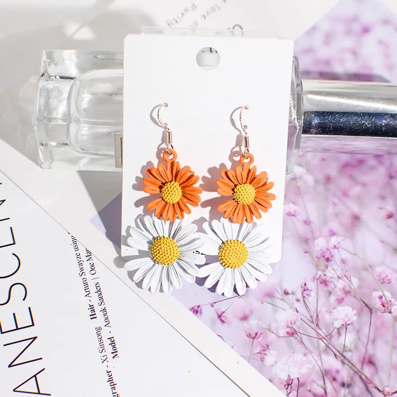 Sweet Cute Little Daisy Earrings