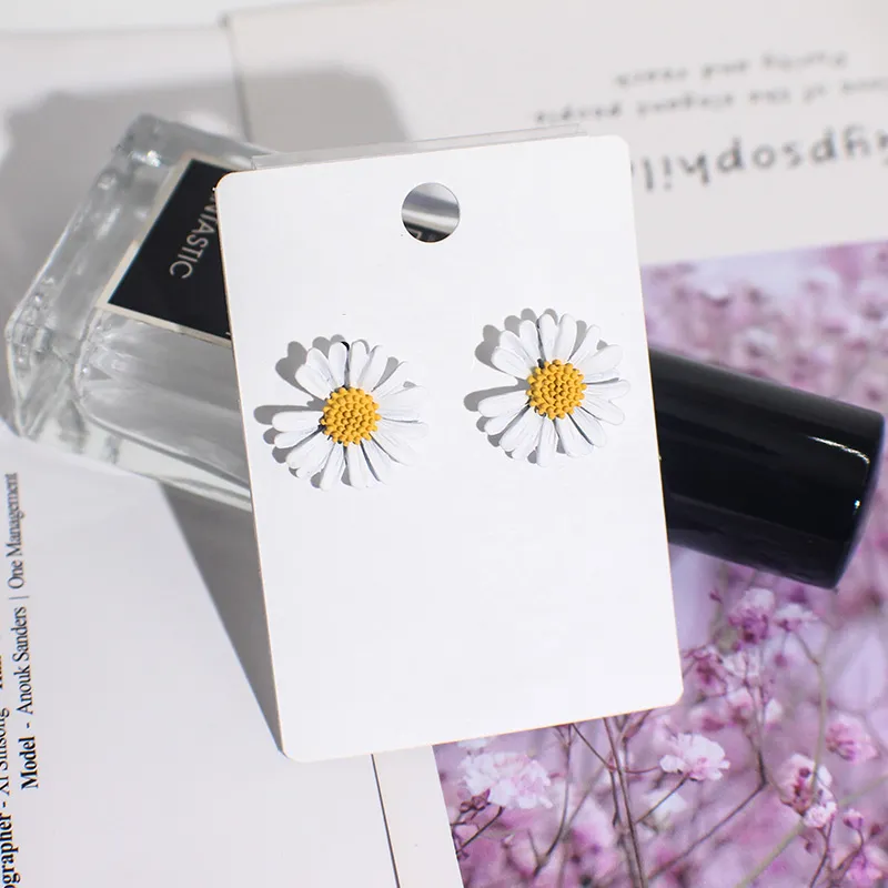 Sweet Cute Little Daisy Earrings