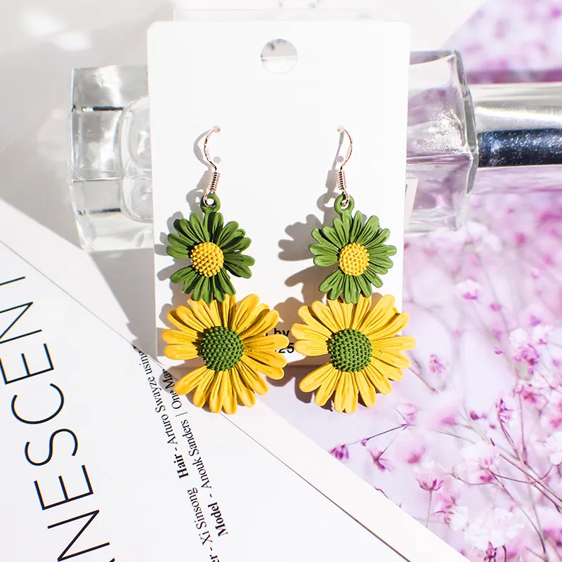 Sweet Cute Little Daisy Earrings
