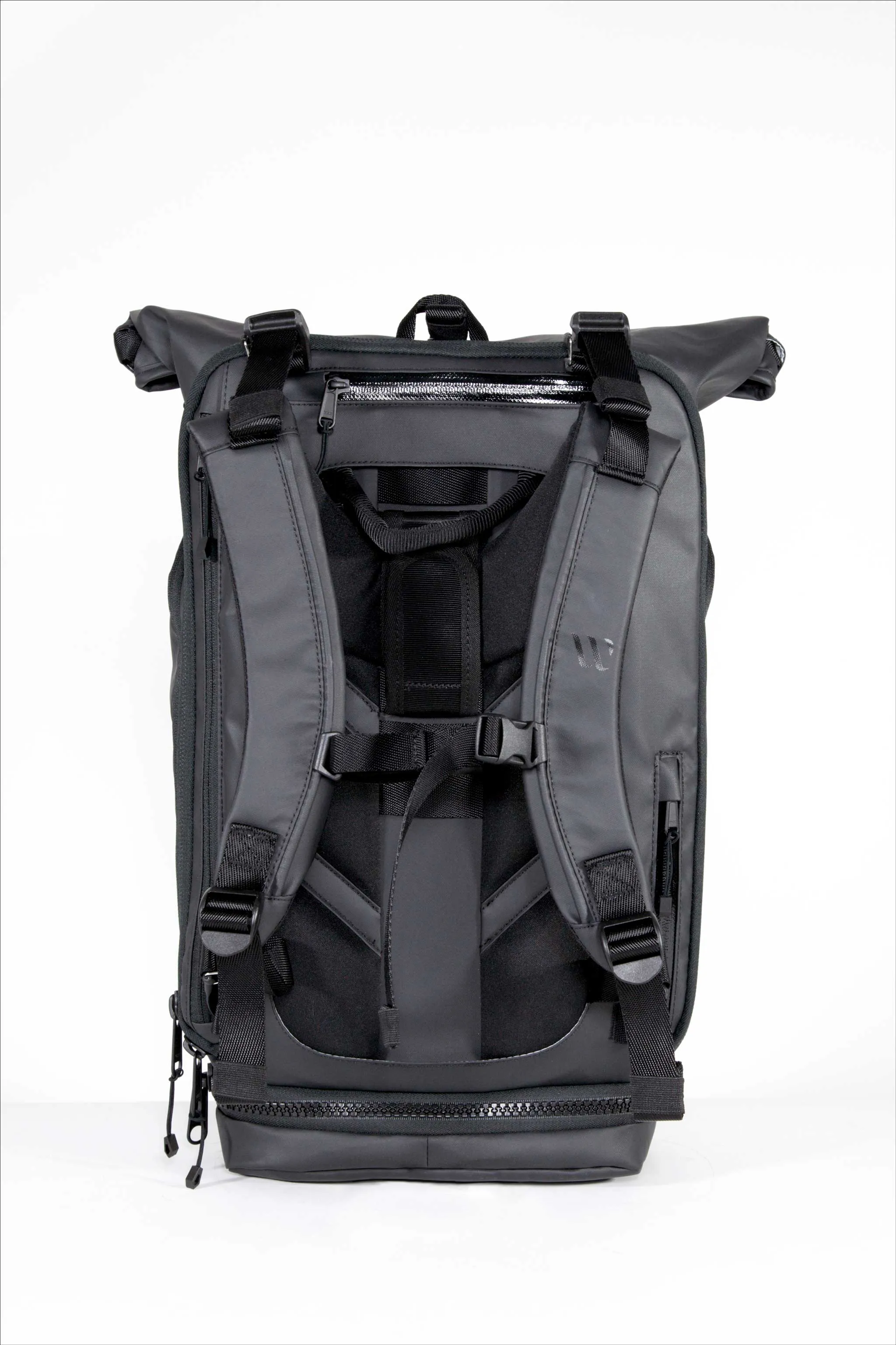 The Day Pack Compact