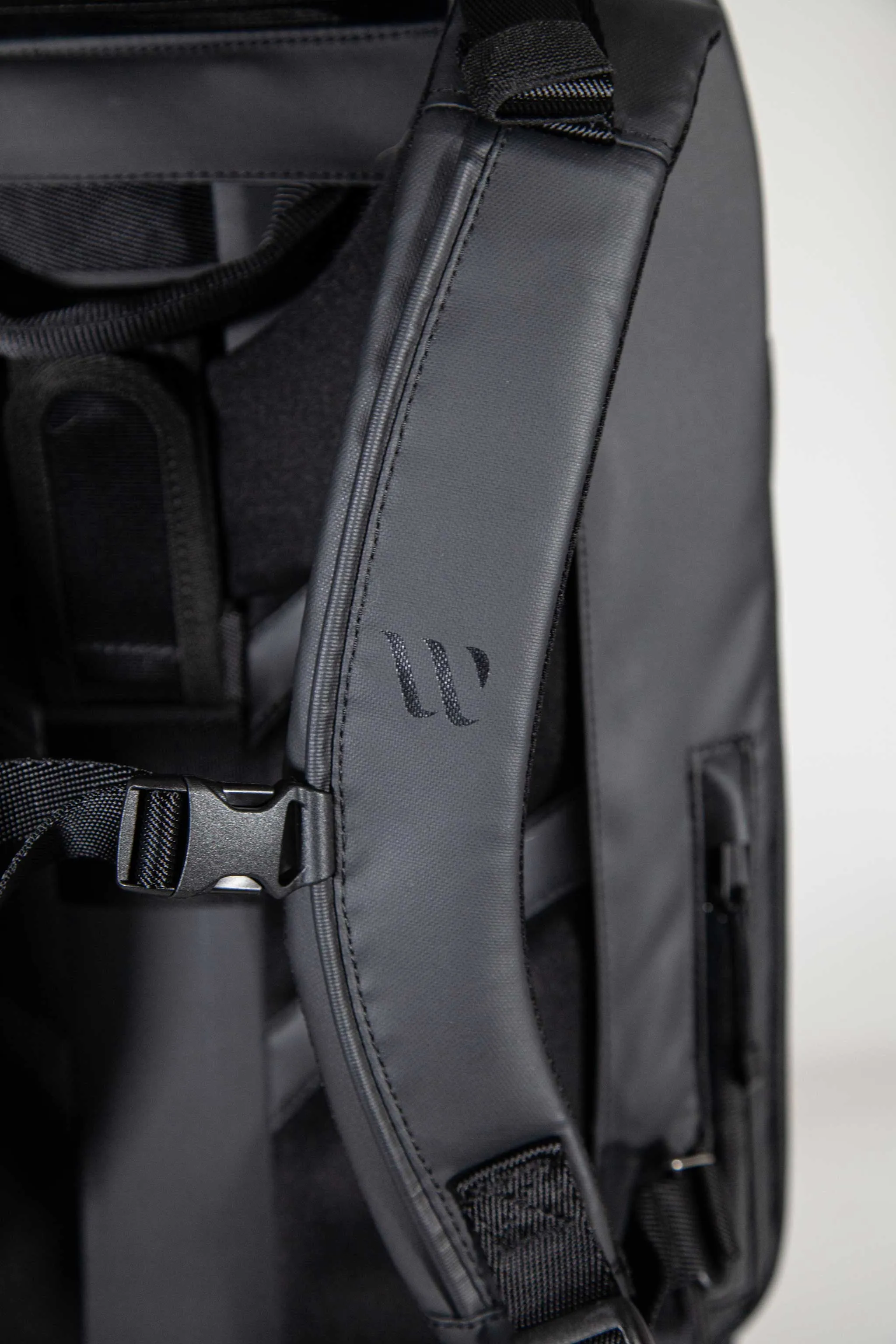 The Day Pack Compact