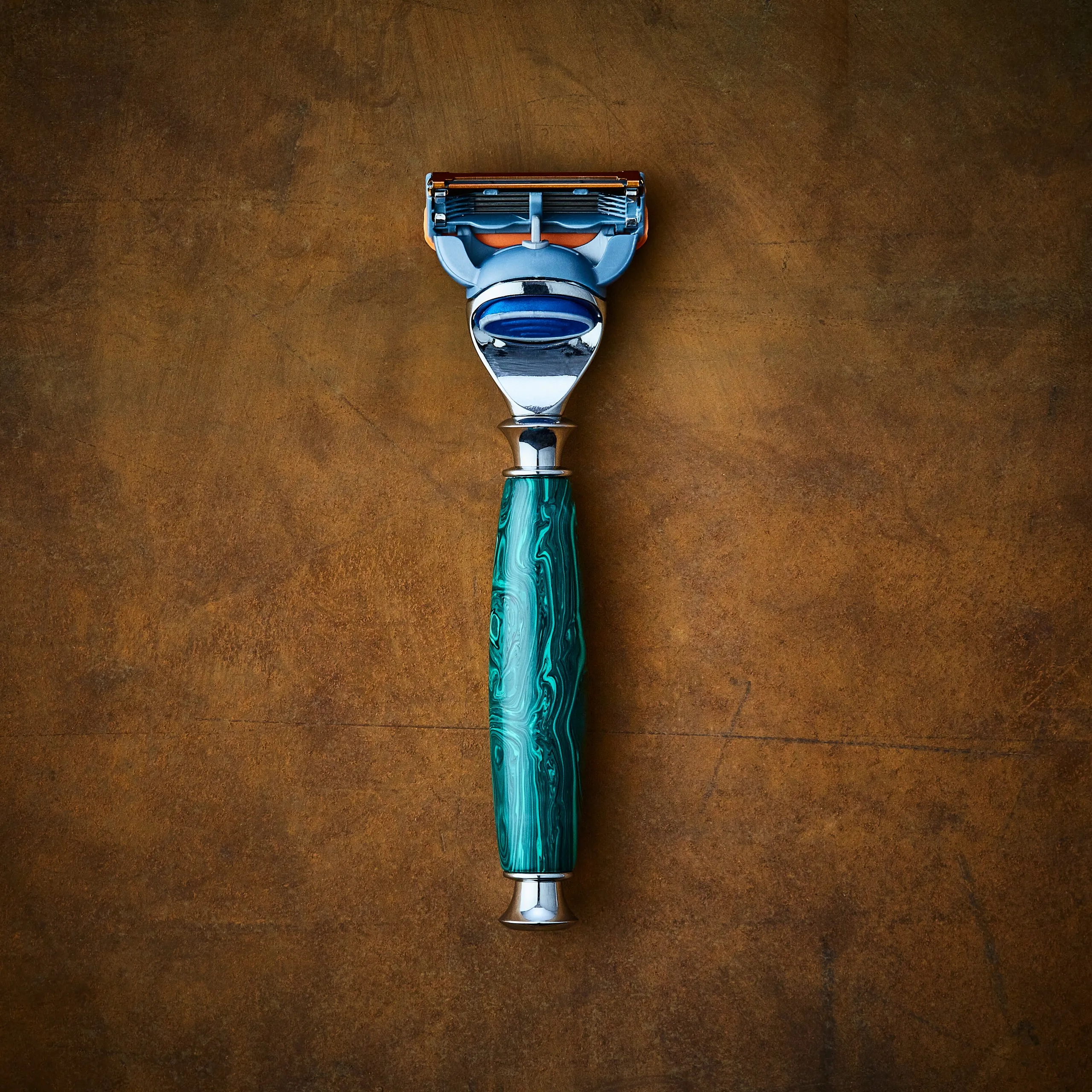 The Serpentine Razor (Malachite )
