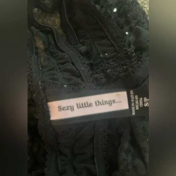 Victoria’s Secret Black Lace Rhinestones Bows Strapy Sexy Little Things sz S