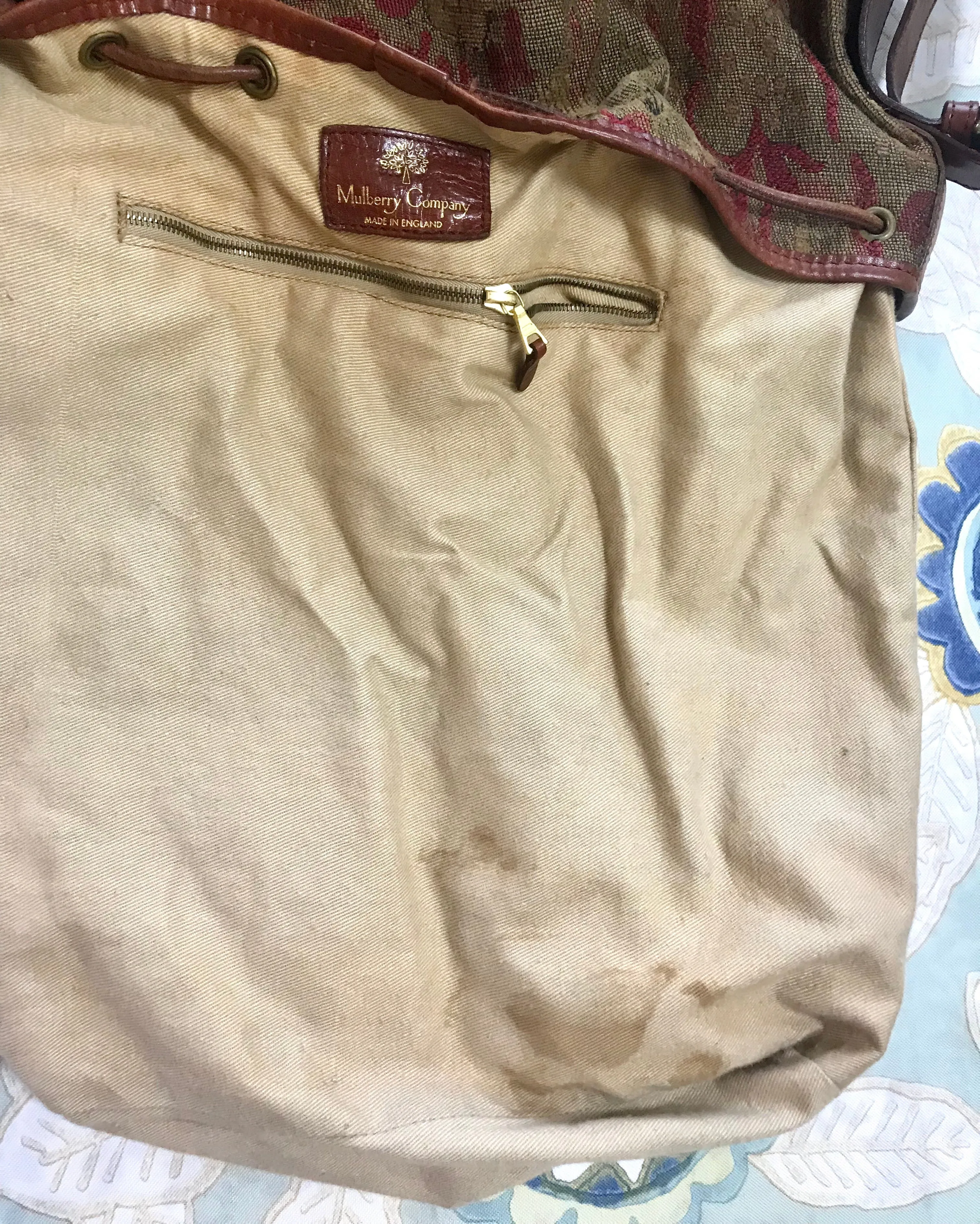 Vintage Mulberry khaki and wine brown gabeline weave fabric hobo bucket shoulder bag with leather trimming. Made in England. 050320r12