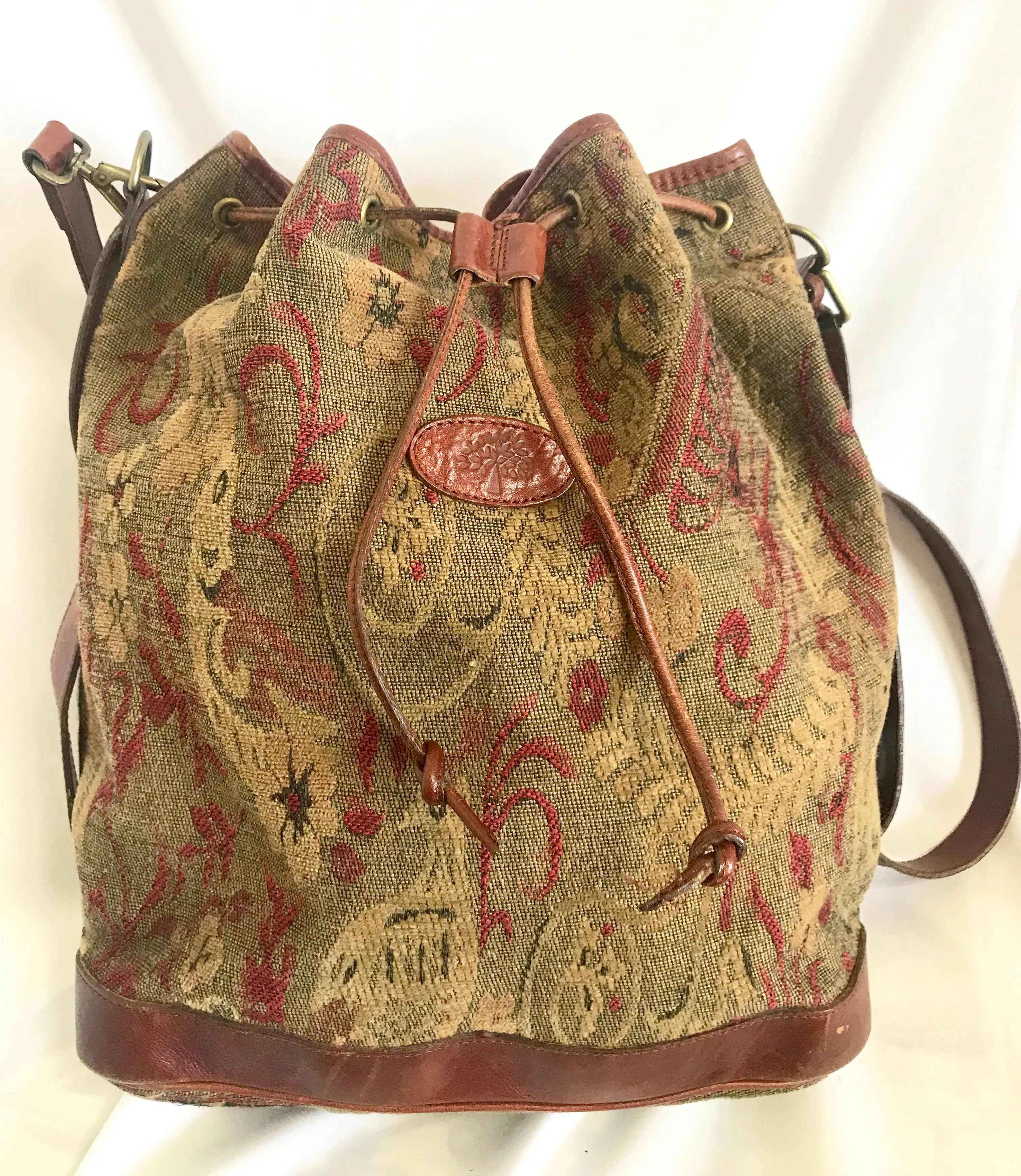 Vintage Mulberry khaki and wine brown gabeline weave fabric hobo bucket shoulder bag with leather trimming. Made in England. 050320r12