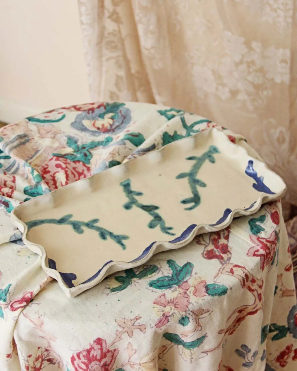 Vintage Ruffle Pottery Tray