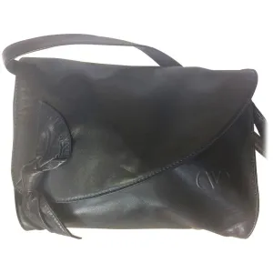 Vintage Valentino Garavani, Black nappa leather clutch purse, shoulder bag with tied bow, ribbon and V logo motif at front. 060616r4