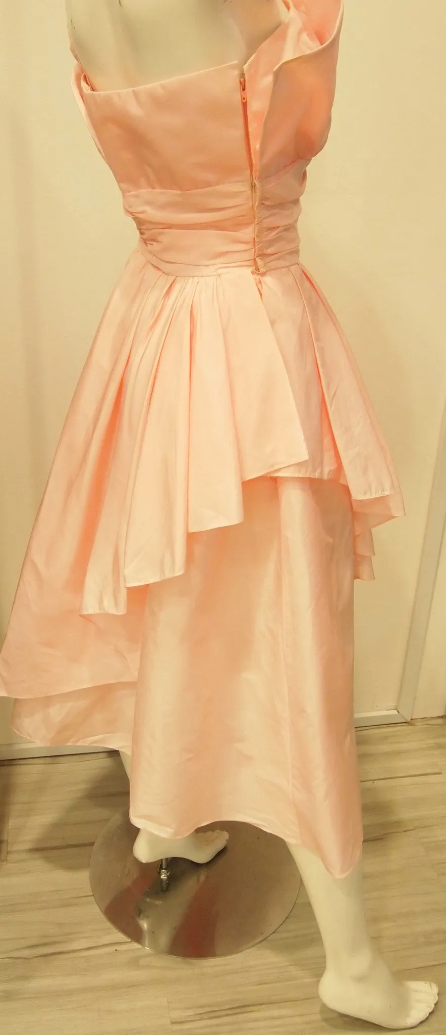 Vintage Victor Costa Dare Devil Baby Pink Taffetta Tiered Cocktail Dress